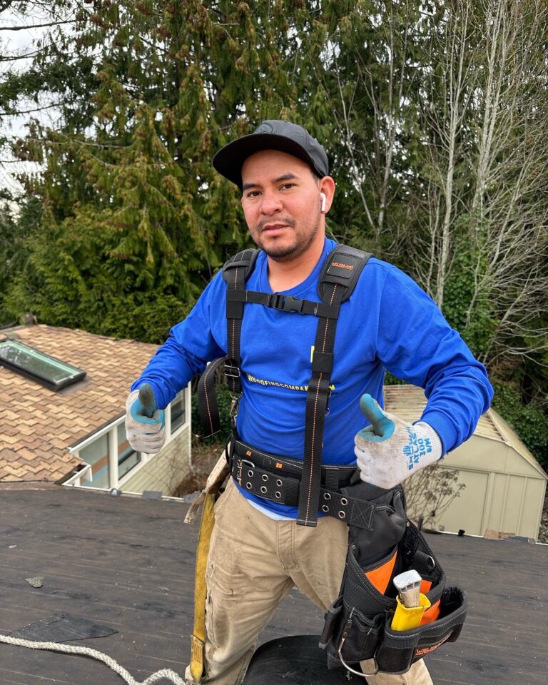 best roofer in Bellevue geared up and ready for work